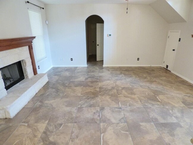 Photo - 2100 Hilton Head Dr