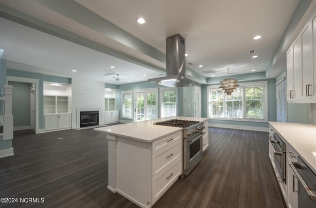 Photo - 7110 Saybrook Dr