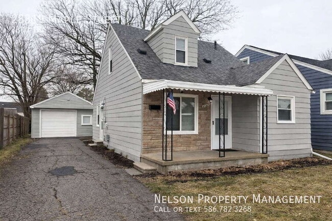 Building Photo - 28319 Maple St