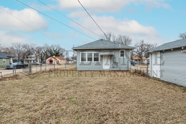 Photo - 2101 S Water St House