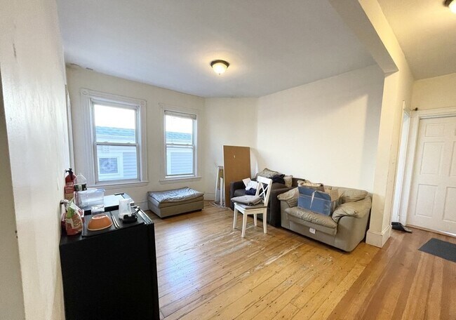 Photo - 17 Sachem St Unit 3