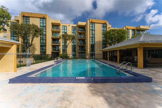 Photo - 11780 SW 18th St Unit 115-2