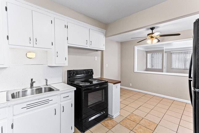 Photo - 20524 Indian