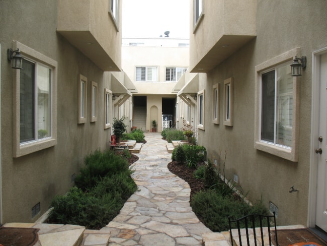 Photo - 3632 2nd St Unidad 5