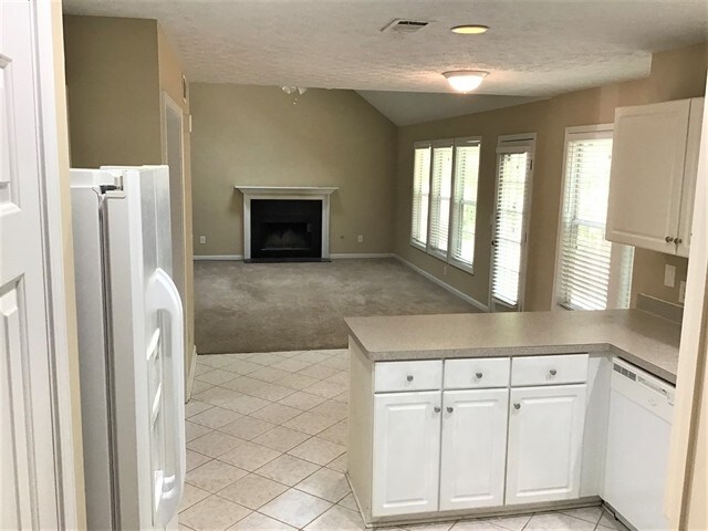 Photo - 2917 Manor Glen Ln NW