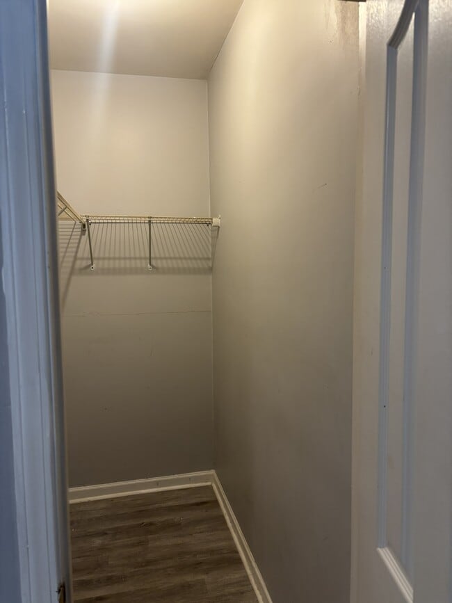 Photo - 559 Woodlawn Ave NW Unidad B