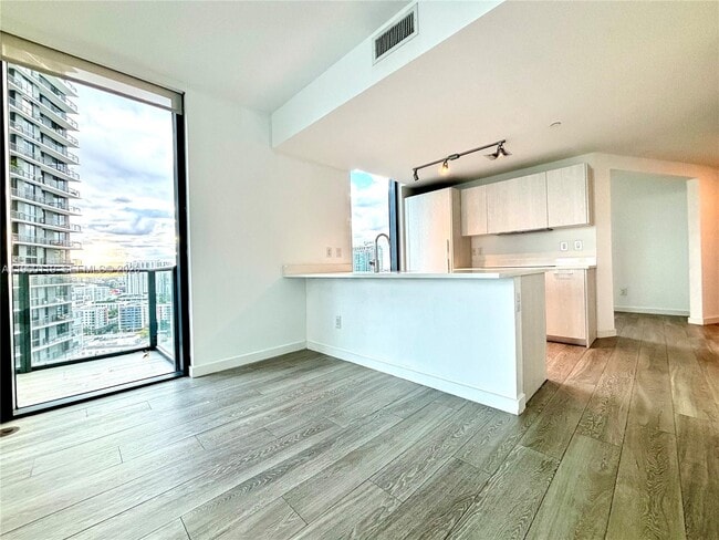 Photo - 501 NE 31st St Unit 2208