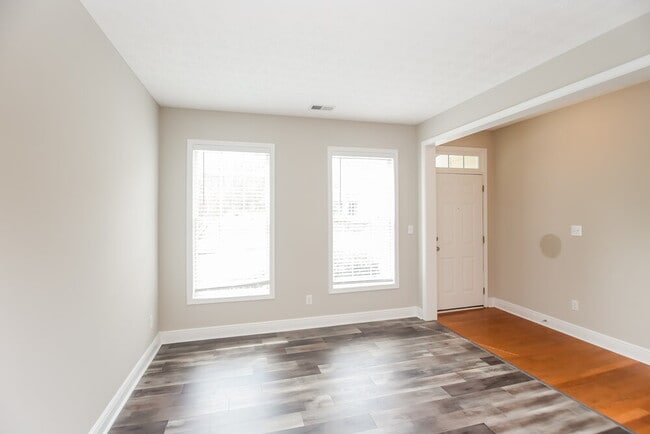 Photo - 7038 Hillcrest Chase Ln