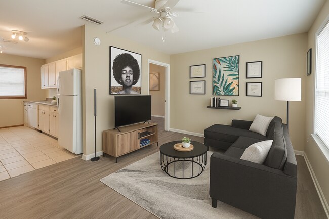 Photo - 1857 Ivy Ln Unit 1857-B