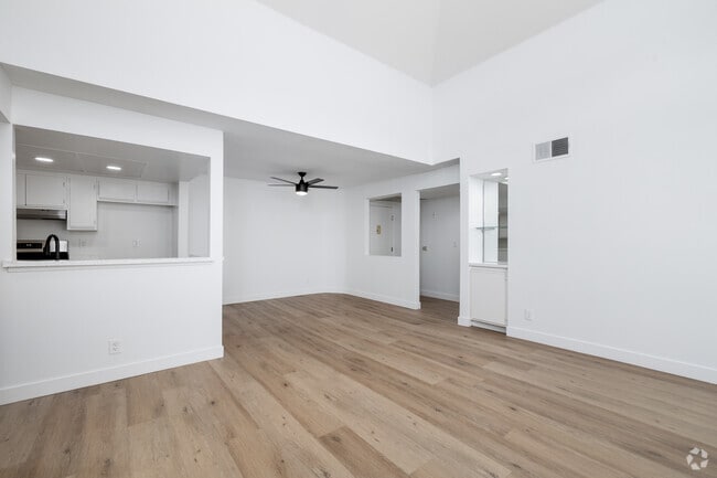Interior Photo - Collis Apartments