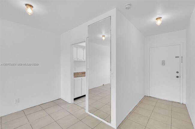 Photo - 1050 E Sample Rd Unit 309