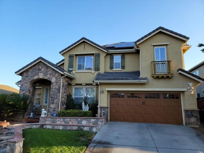 Photo - 332 Ring Neck St