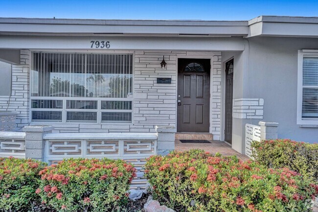 Building Photo - 7936 Indigo St Rental