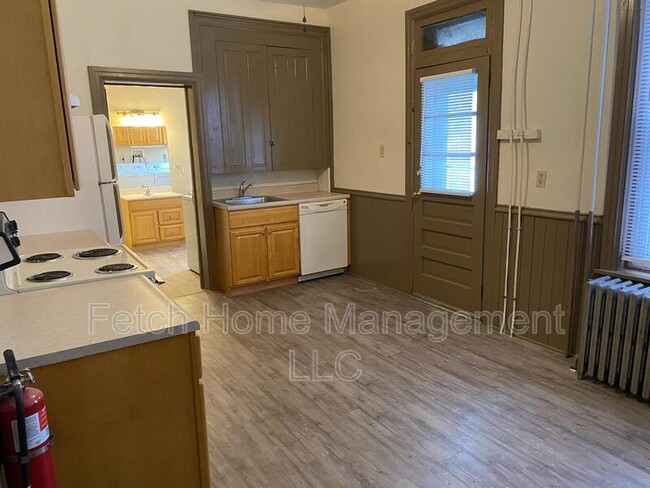 Photo - 129 N 2nd St