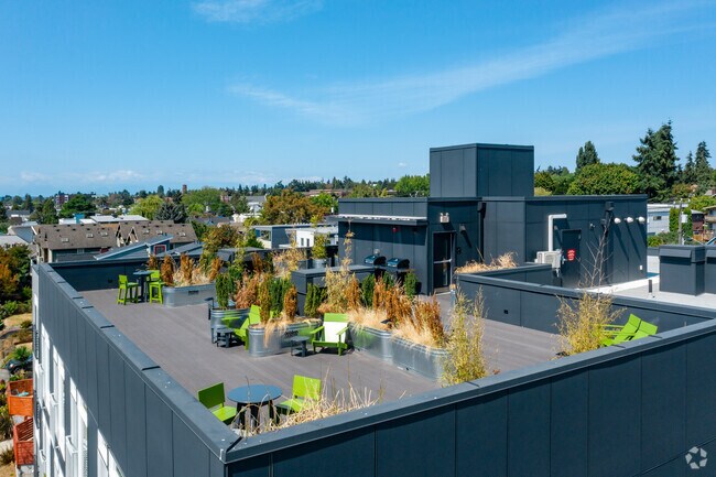 Rooftop Deck