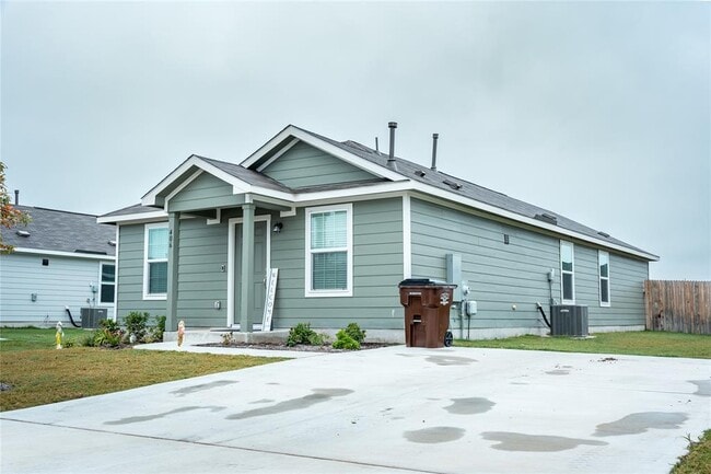 Building Photo - 406 Halfmoon Dr