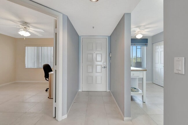 Photo - 5810 Crystal Shores Dr Unit 408