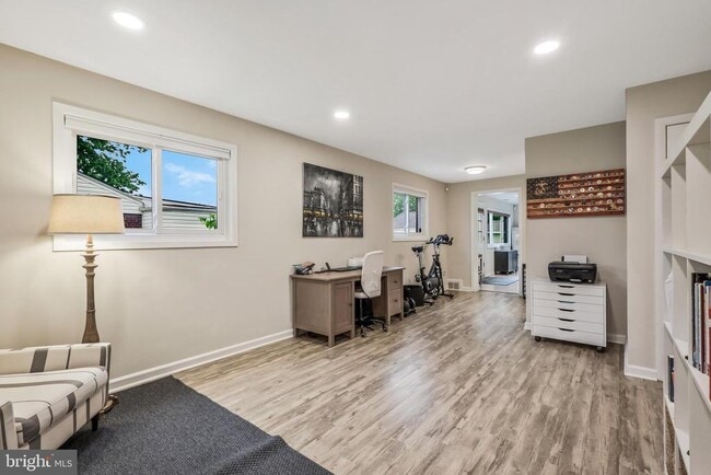 Photo - 7011 Kenfig Pl