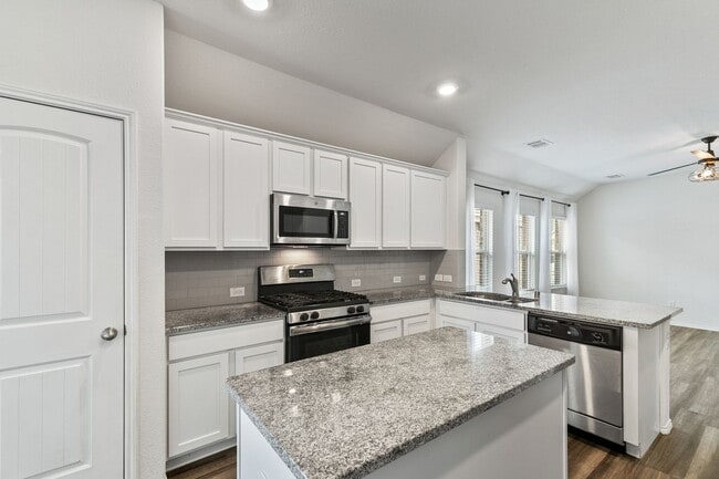 Photo - Great 4 Bdrm 2 Bath Home in Aubrey Tx