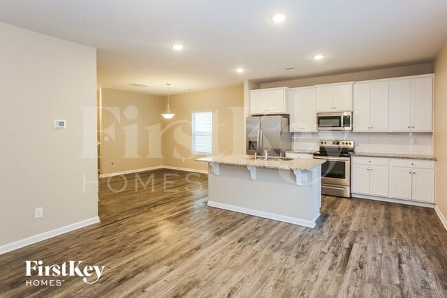 Photo - 10720 Rivergate Dr NW