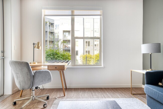 Photo - 650 E Capitol Ave Unit FL5-ID2071