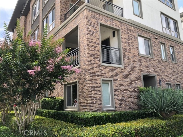 Building Photo - 12705 Bluff Creek Dr Unit 2