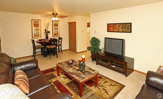 Deckner Manor Apartment Homes