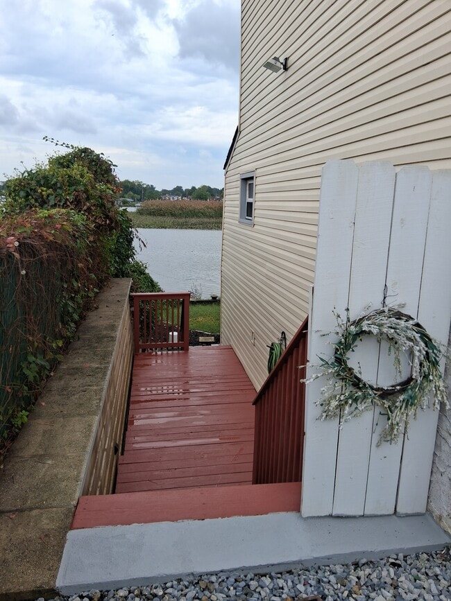 Photo - 53 Edgewater ave