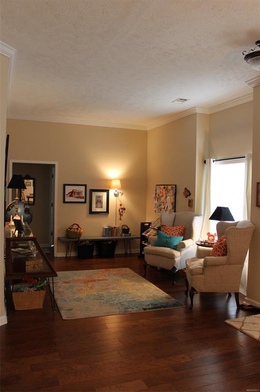 Photo - 9618 Greythorne Way