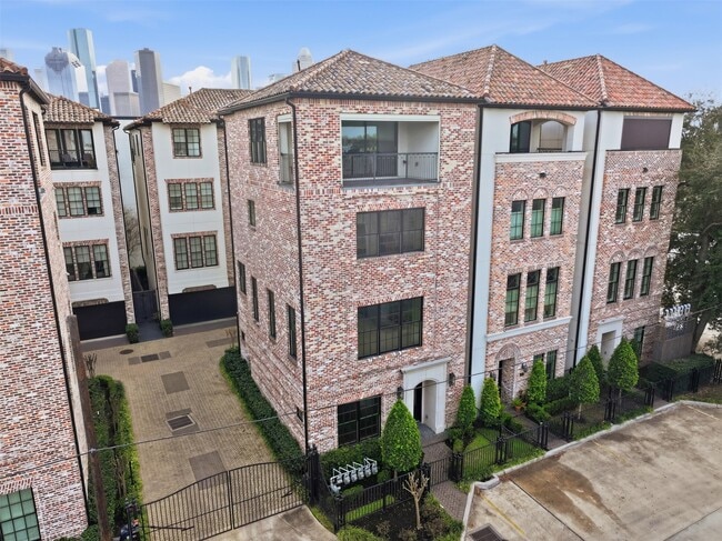 Photo - 19 Robita St