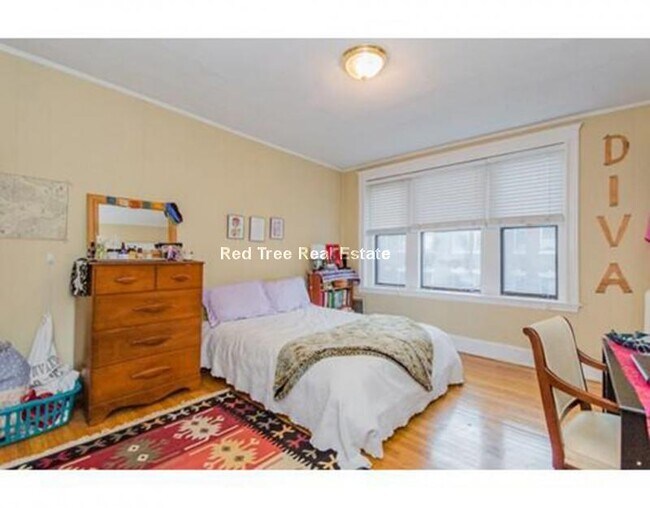 Photo - 7 Lothian Rd Unit 3