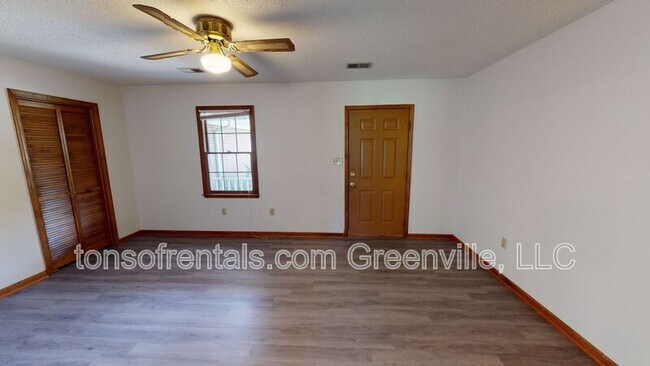 Building Photo - 119 Lacey Ln Rental