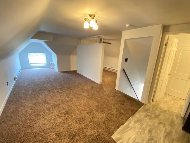 Photo - 329 W 8th Ave Unit 3