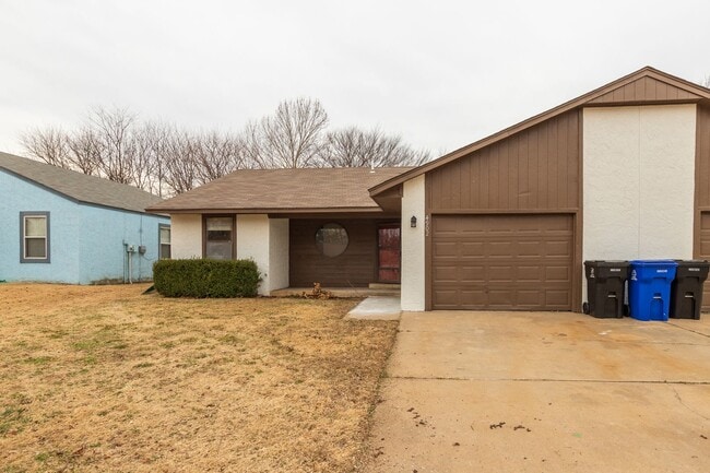 Photo - 4902 S Gum Ave Unidad 4902