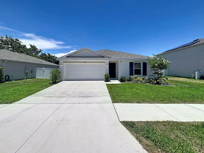 Photo - Beautiful 4-Bedroom Modern Home in the Desirable Brookside Community | Ruskin