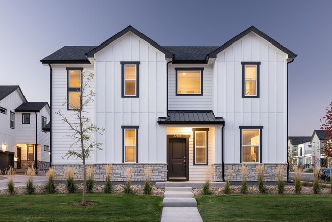 Roomy townhomes and unique single-family rentals at The Fillmore Rental Homes at Copperleaf. - The Fillmore at Copperleaf