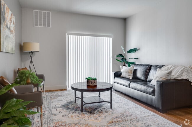 Interior Photo - The Residences at First Street