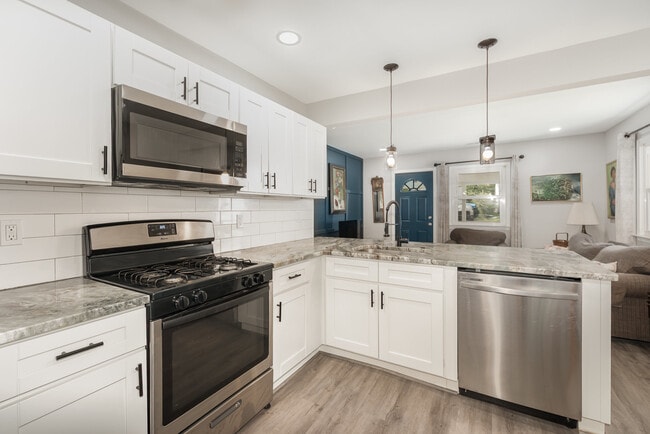 Photo - 59 Transverse Ave