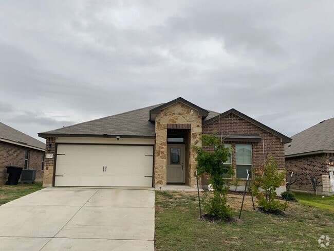 Building Photo - 3 BEDROOM WITH COMMUNITY POOL, BELTON ISD Rental