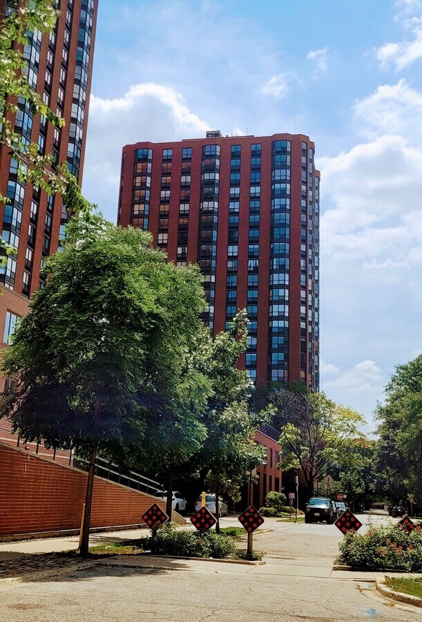 Photo - 899 S Plymouth Ct Unit 1907