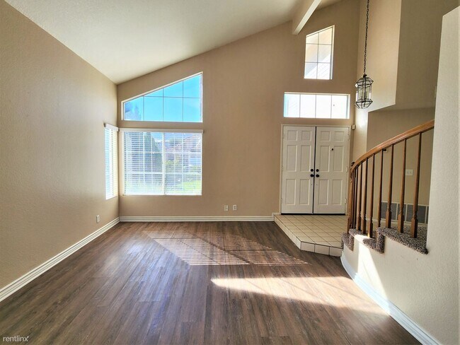 Photo - 4 br, 2.5 bath House - 13090 Red Corral Dr