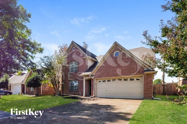 1809 Black Bear Cir W