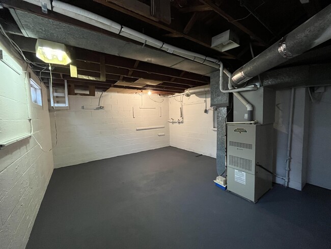 Photo - 2235 Middle St