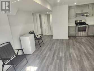 Photo - 8 Benhurst Cres