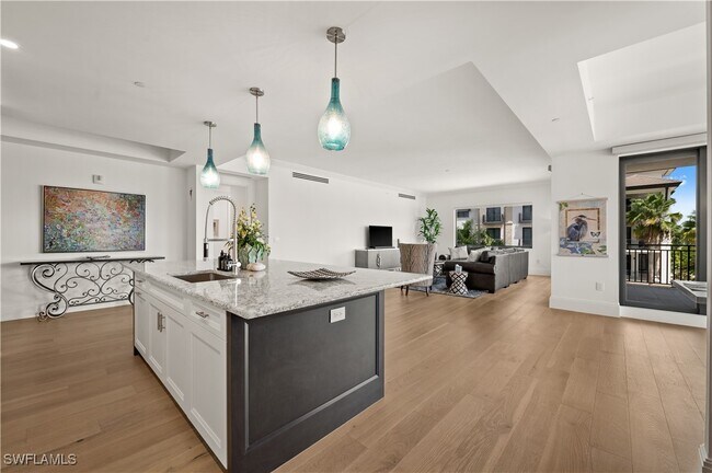 Photo - 1130 3rd Ave S Unit 309