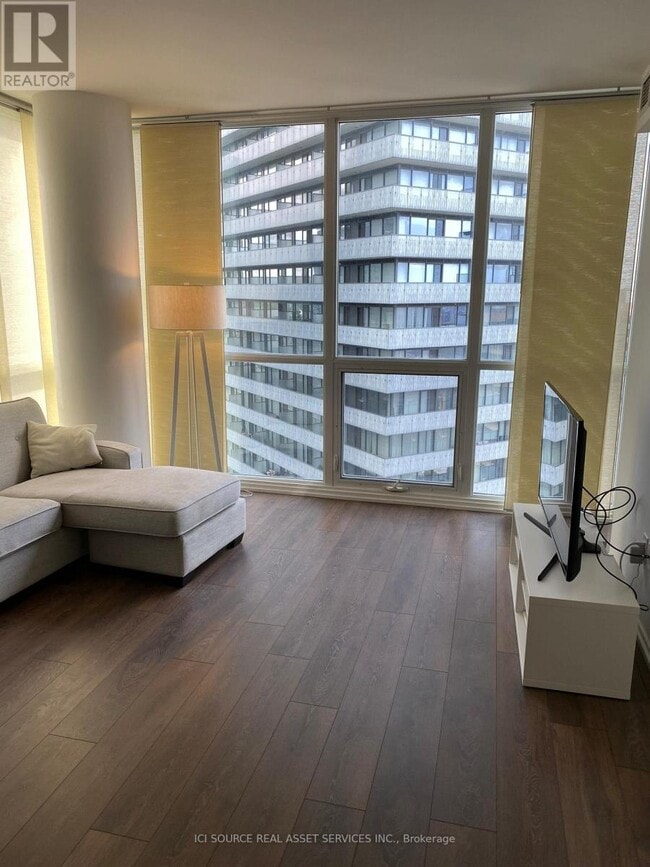 Photo - 45 Charles St E Unité 2909