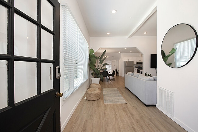 Photo - 1842 Kearney Ave Unit A