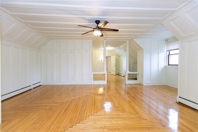 Building Photo - 258 Pawtucket Ave Unit 2