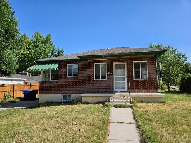Building Photo - 195 400 S Unit 195 E 400 S Rental