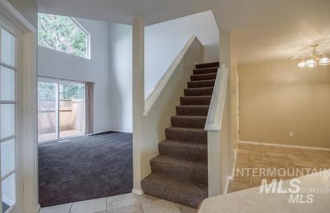 Photo - Townhome Columbia Village – Close to Every...